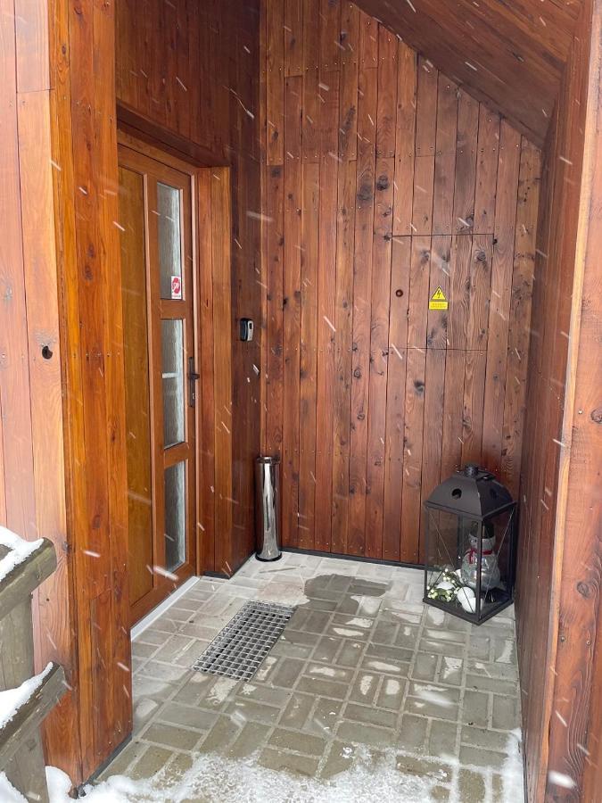 Garage Harrachov Apartment Exterior photo